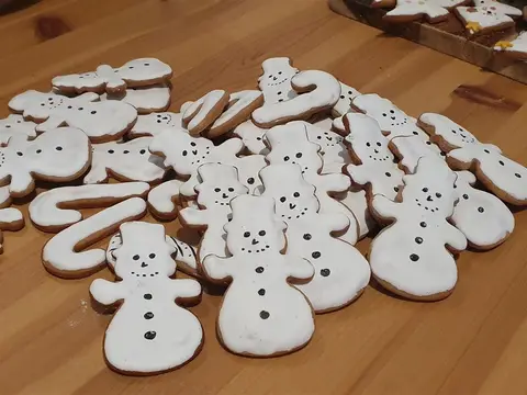 Украсени меденки